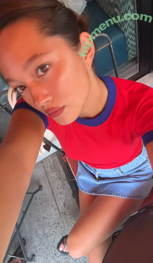 Lilychee nude photo #1951 (Lily Chee)