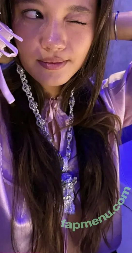 Lilychee nude photo #2032 (Lilychee)