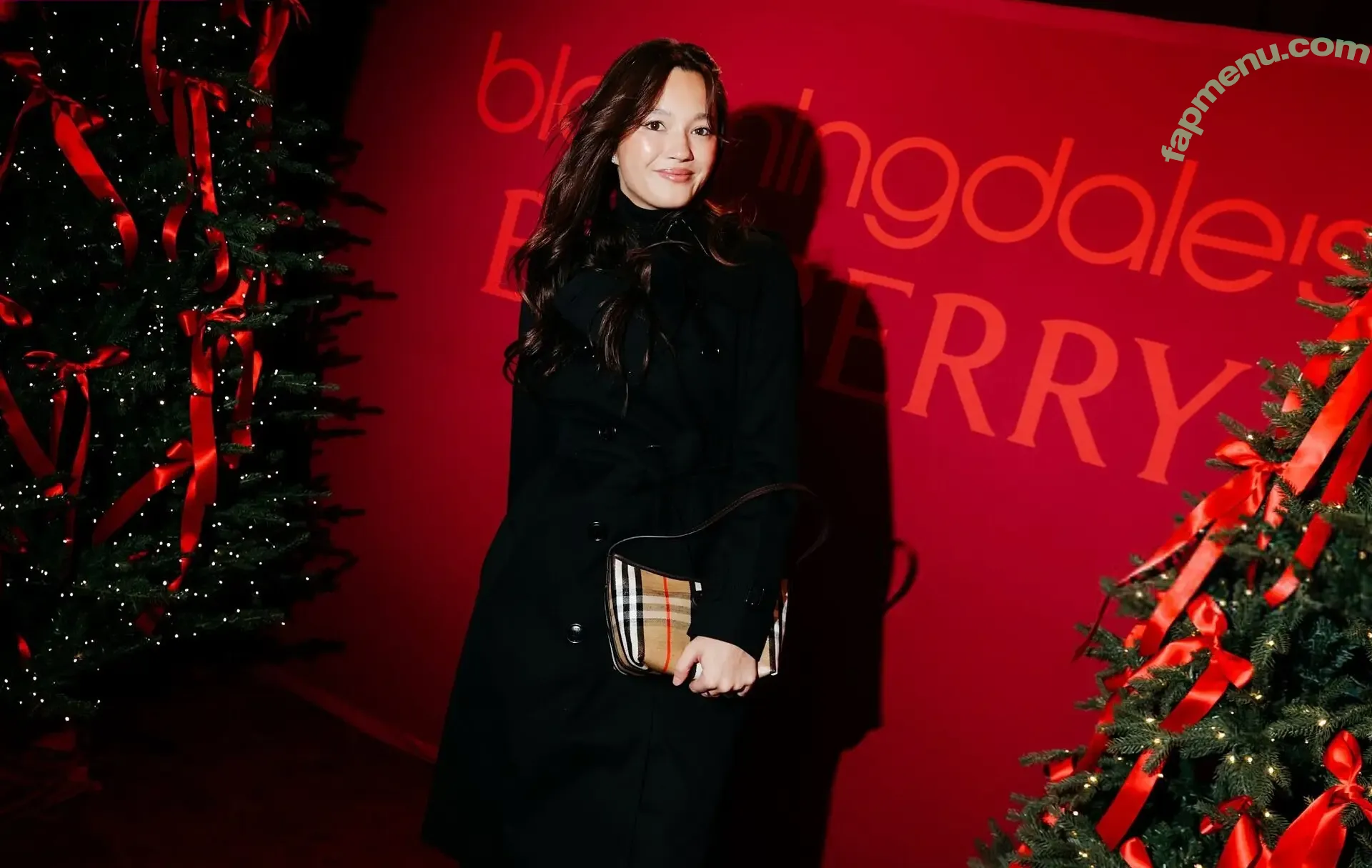 Lilychee nude photo #2117 (Lily Chee)