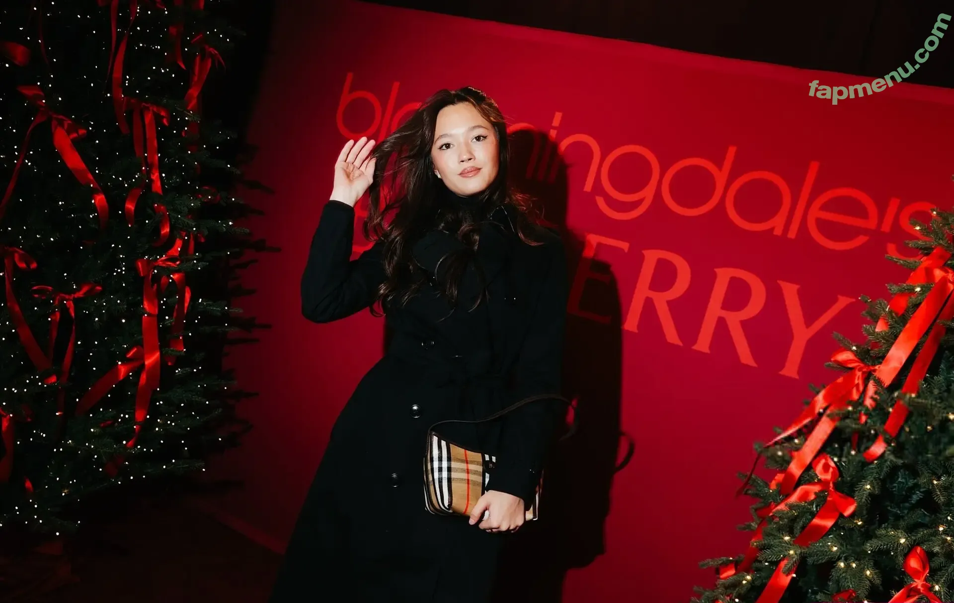 Lilychee nude photo #2119 (Lily Chee)