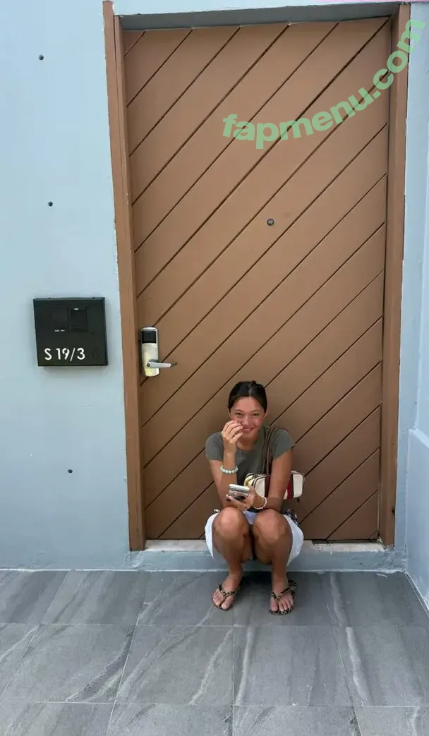 Lilychee nude photo #2207 (Lily Chee)