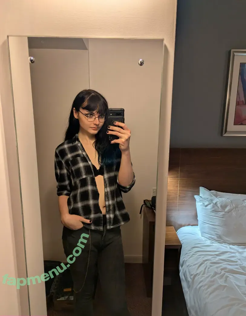 lilychoccy nude photo #0027 (lilychocky)