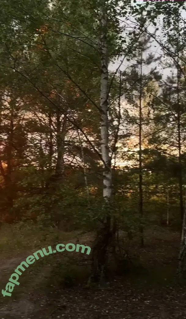 lilycrys nude photo #0011 (lily_krys_)