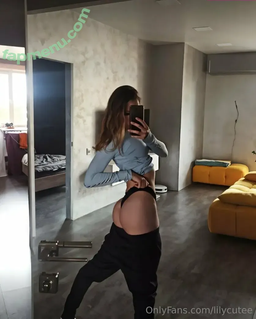 lilycutee nude photo #0002 (lilycutee)