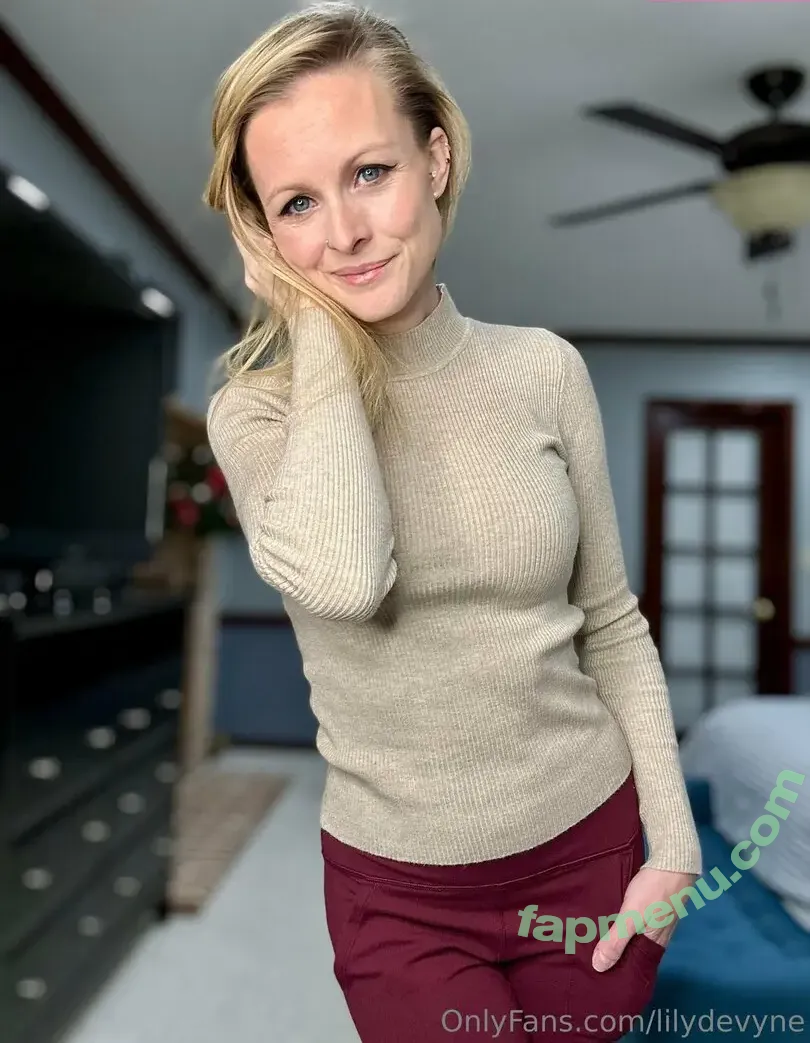 lilydevyne nude photo #0004 (lilydevyne)