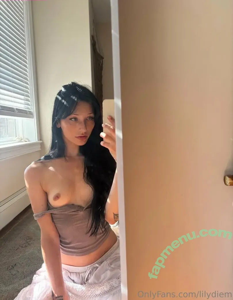 Lilydiem nude photo #0100 (Lilydiem)