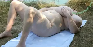 Lilydreamboobs / lilybbbbz / lilybigboobs nude photo #0022