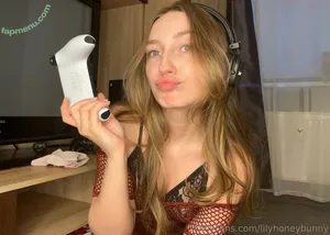  nude photo #0008
