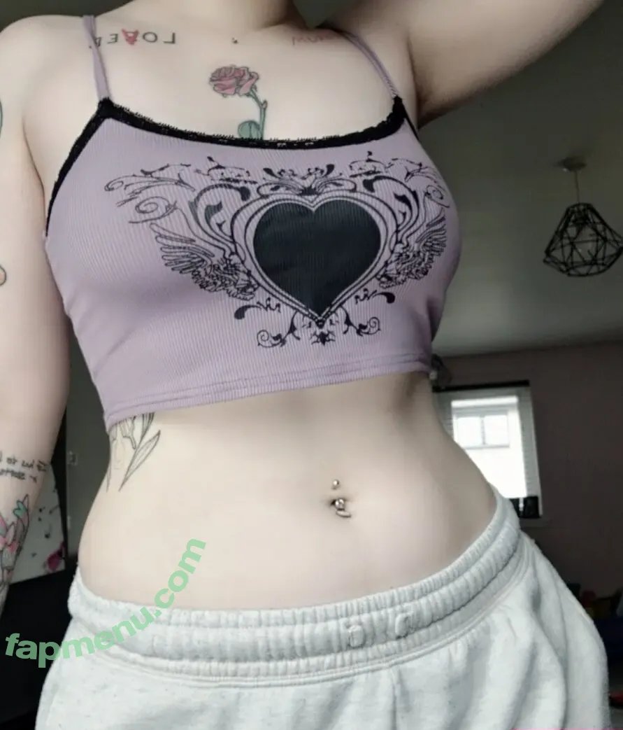 lilyhorror nude photo #0005 (bxbyt00th)