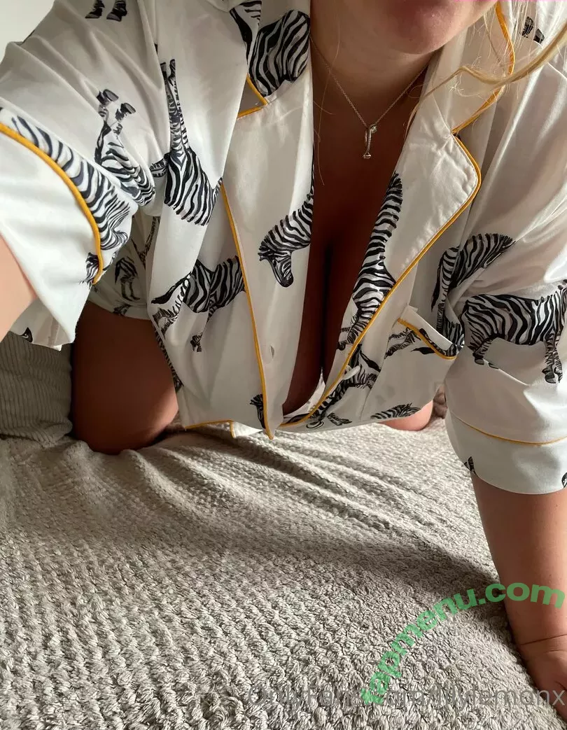 lilylemonx nude photo #0087 (lilylemonx)