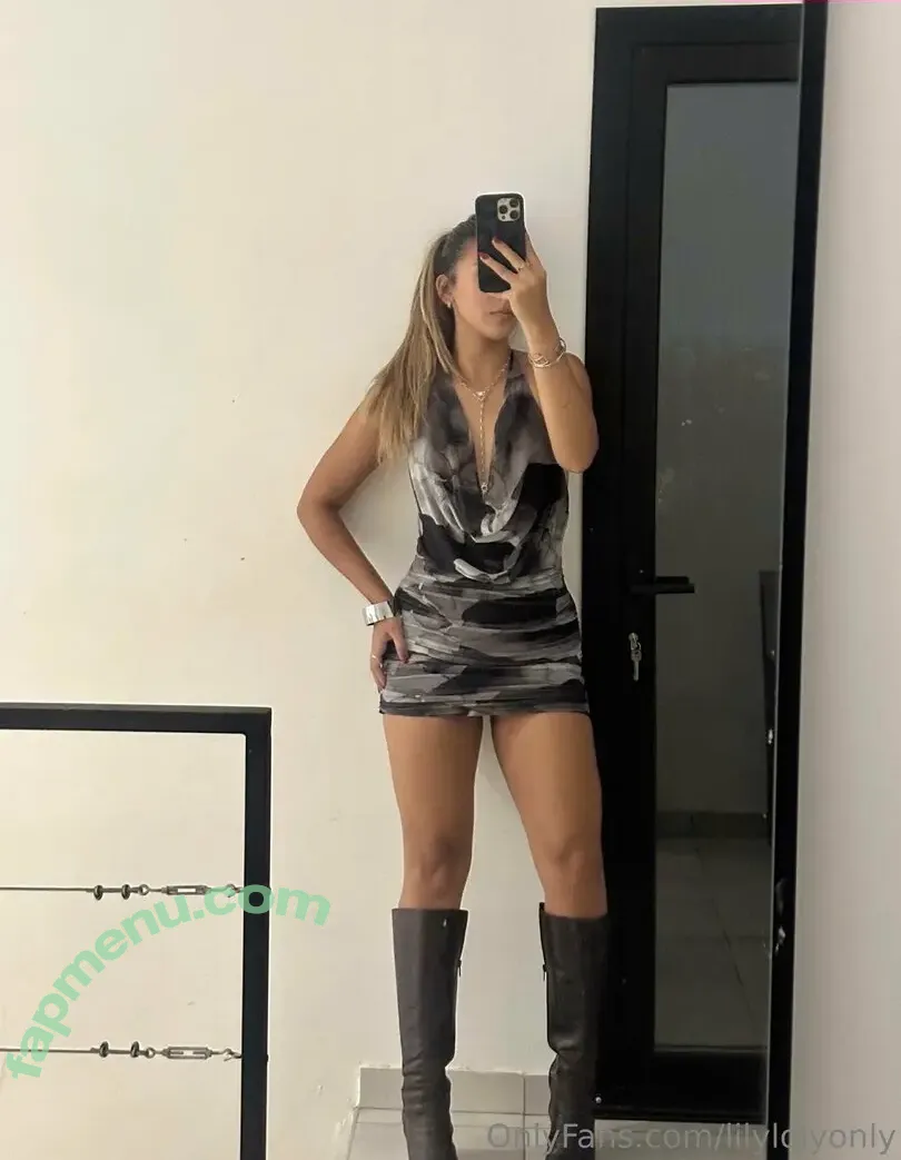 lilylolyonly nude photo #0005 (lilylolouk)