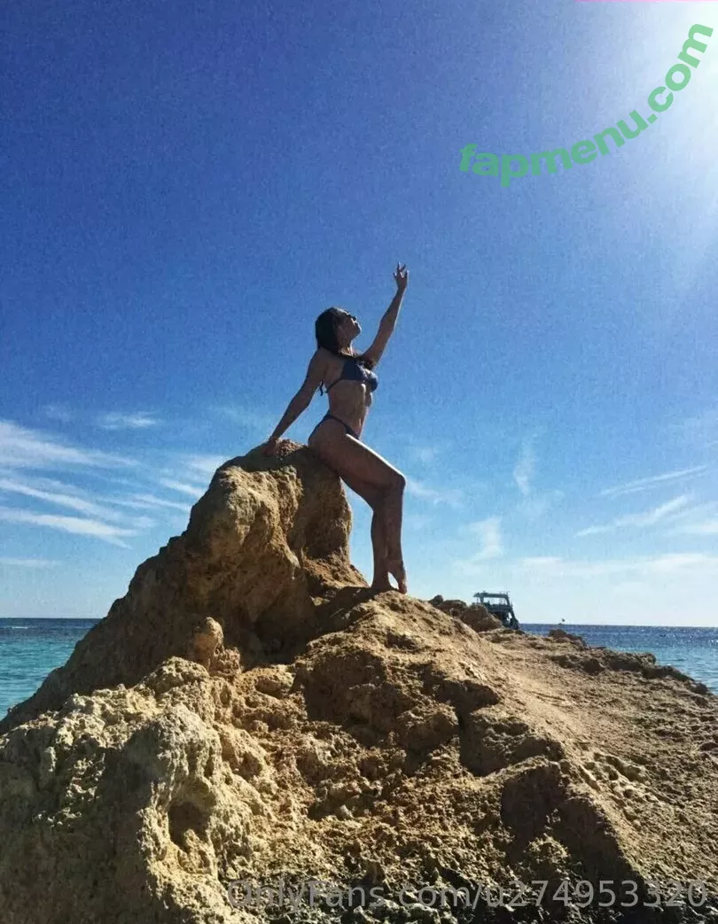 lilylong nude photo #0001 (iamlilylong)