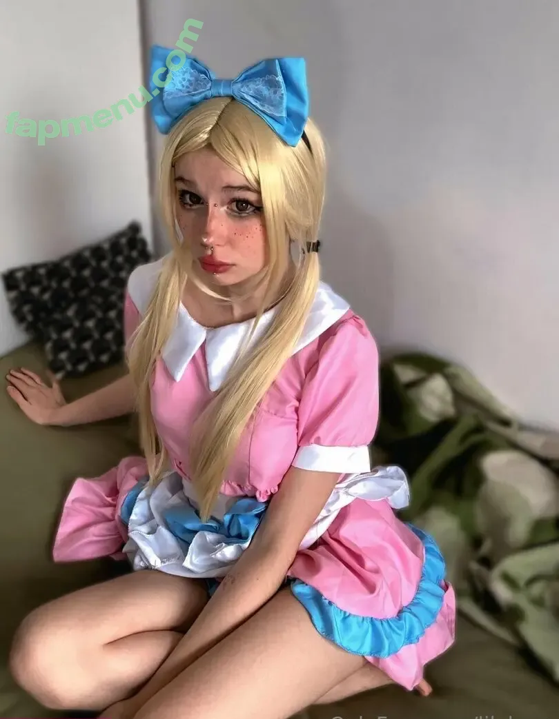 lilylong nude photo #0321 (iamlilylong)