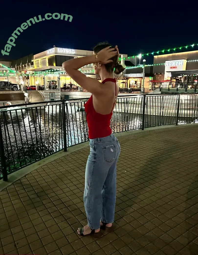 lilylovesfood nude photo #0012 (lil.loves.food)