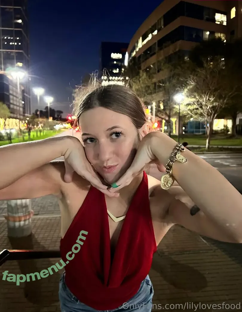 lilylovesfood nude photo #0014 (lil.loves.food)