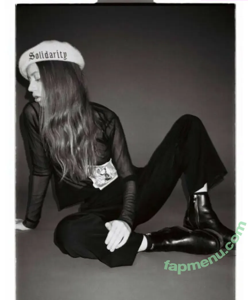 Lilymark nude photo #0039 (lilyingenewmark)