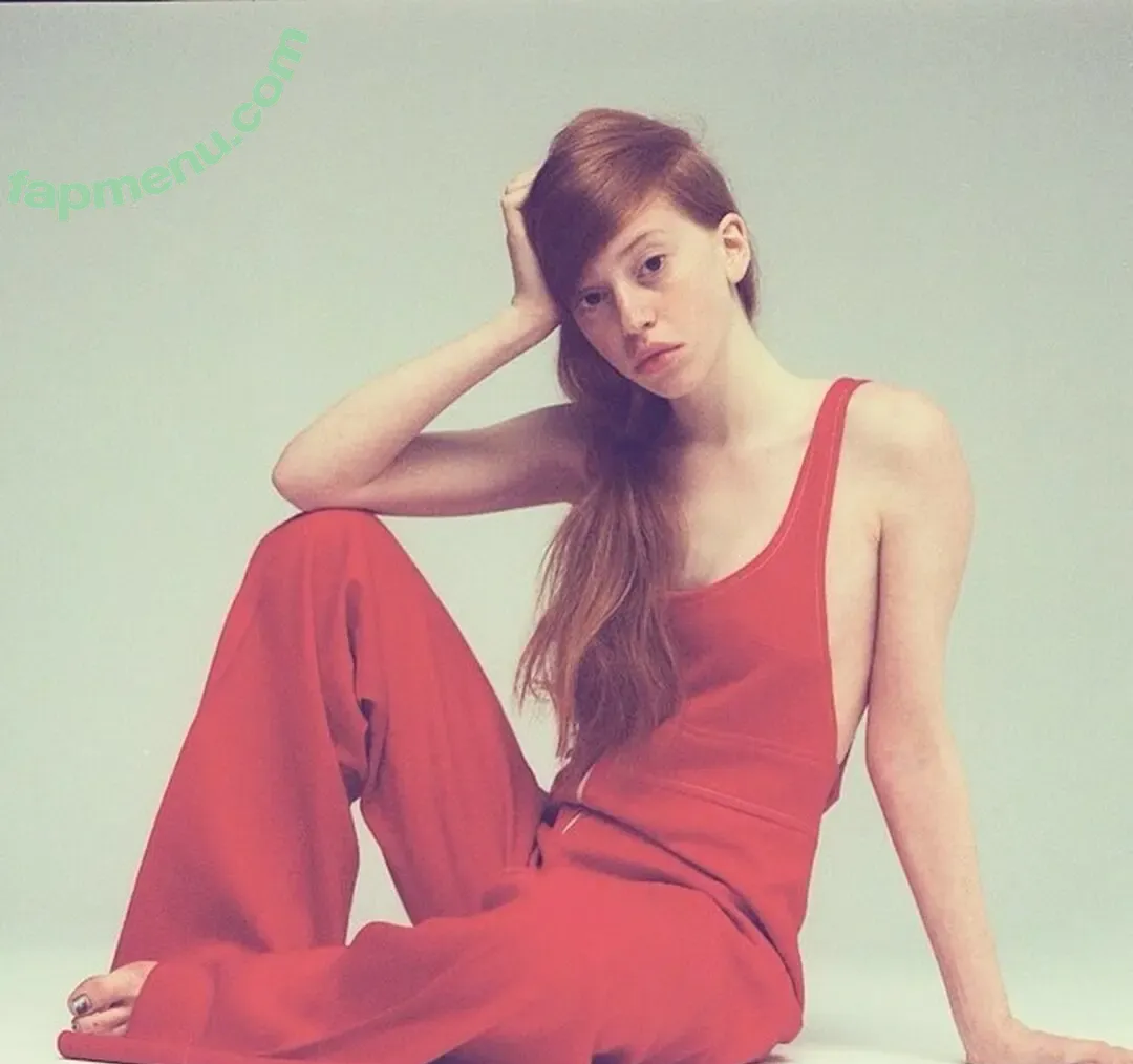 Lilymark nude photo #0085 (lilyingenewmark)