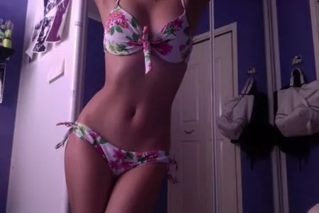 LilyMayMac nude photo #0032