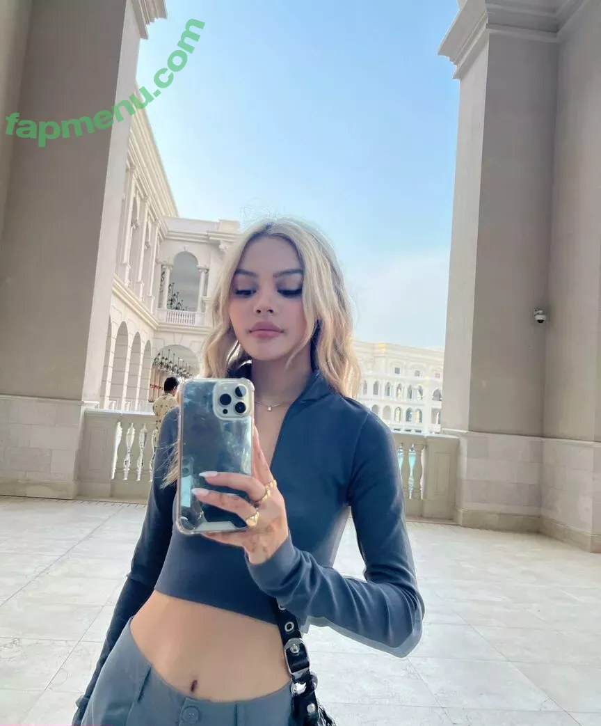 LilyMayMac nude photo #0023 (LilyMayMac)