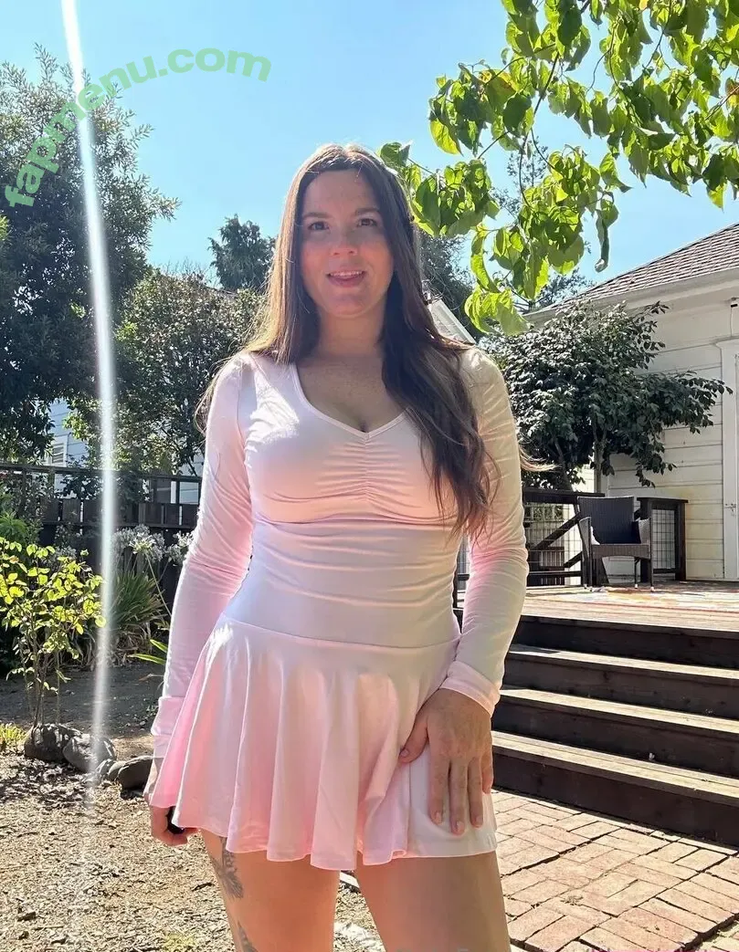 lilymichitv nude photo #0017 (lilymichitv)