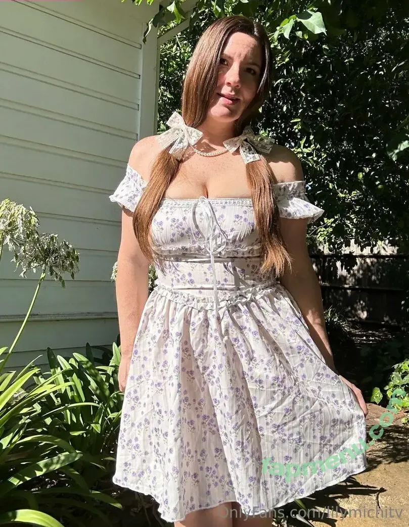 lilymichitv nude photo #0021 (lilymichitv)