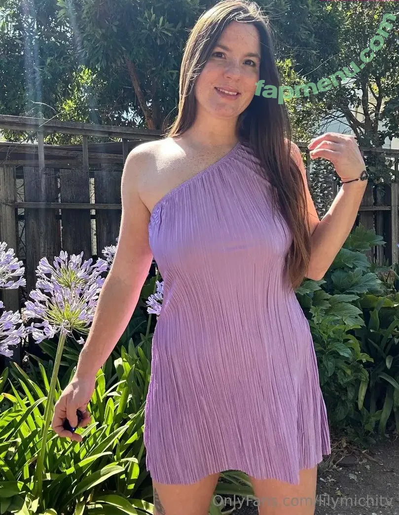 lilymichitv nude photo #0029 (lilymichitv)