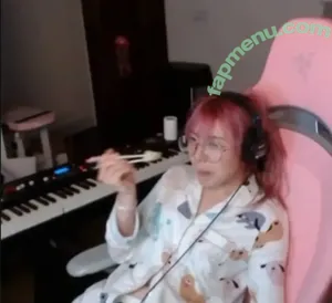 LilyPichu / onlysaber nude photo #0420