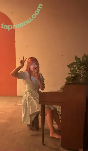 LilyPichu / onlysaber nude photo #0434