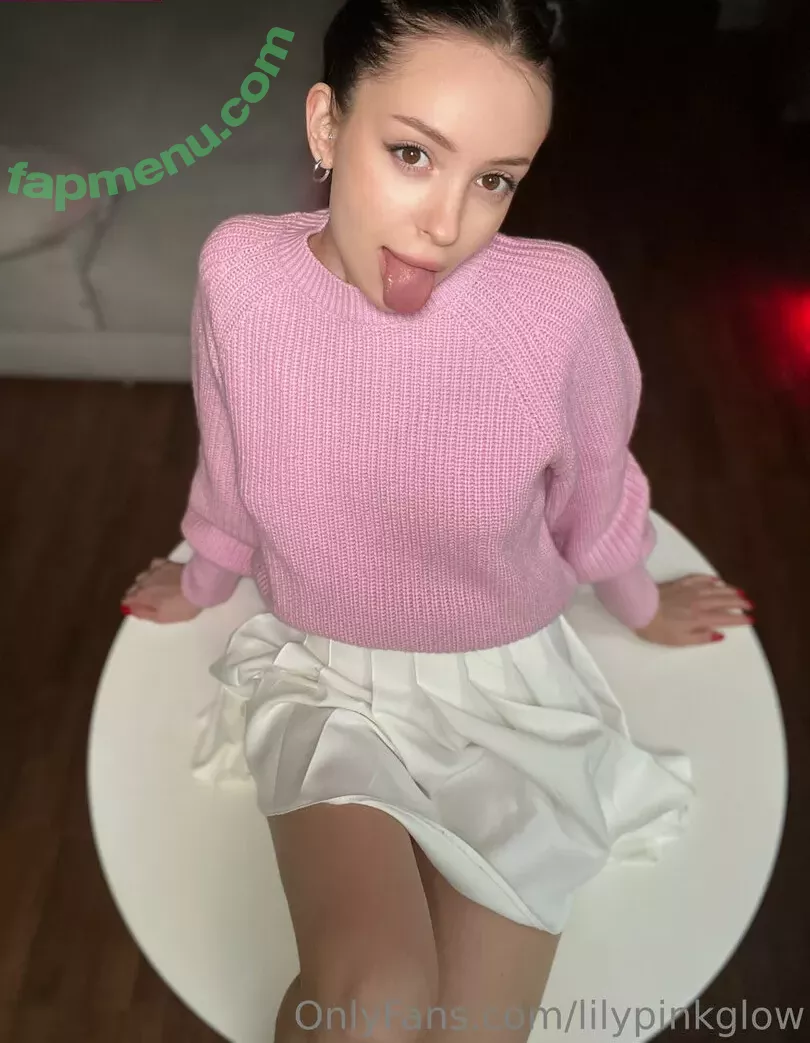 lilypinkglow nude photo #0007 (lilpink3y)