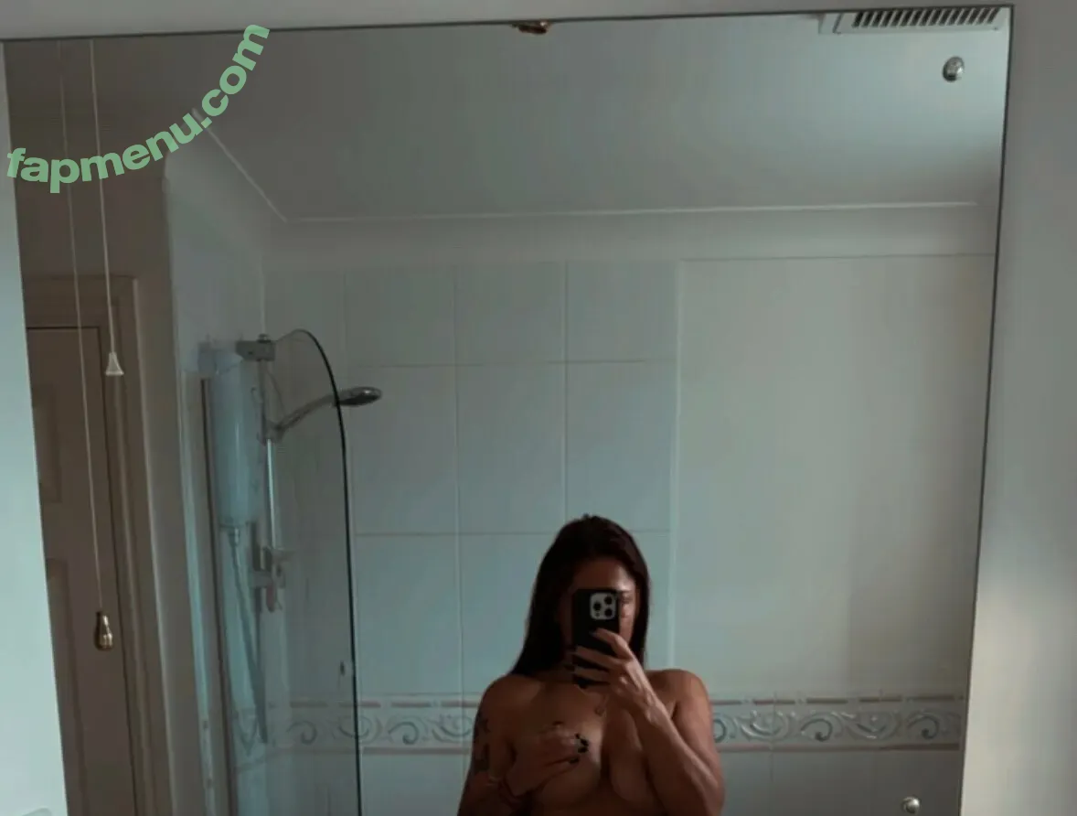 lilyrocks nude photo #0001 (iamlilyrocks)