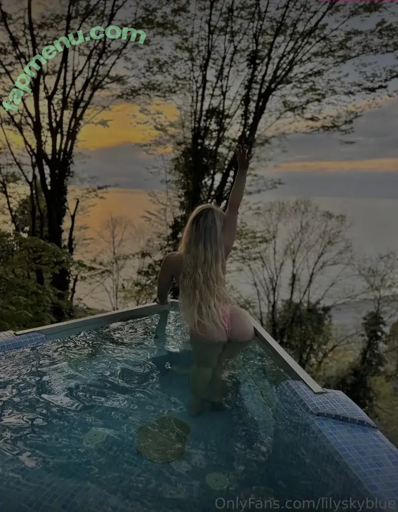 lilyskyblue nude photo #0067 (lizzkiax / lizzkyiax / user631104661652)