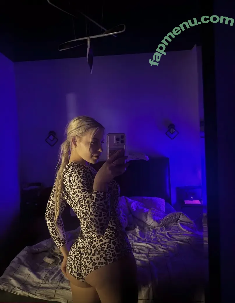 lilyskyblue nude photo #0073 (lizzkiax / lizzkyiax / user631104661652)