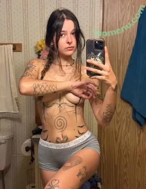 LilystrangeInk / lilystrange.ink nude photo #0024