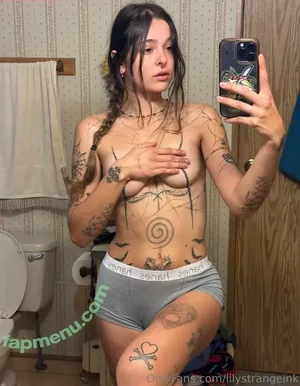 LilystrangeInk / lilystrange.ink nude photo #0025