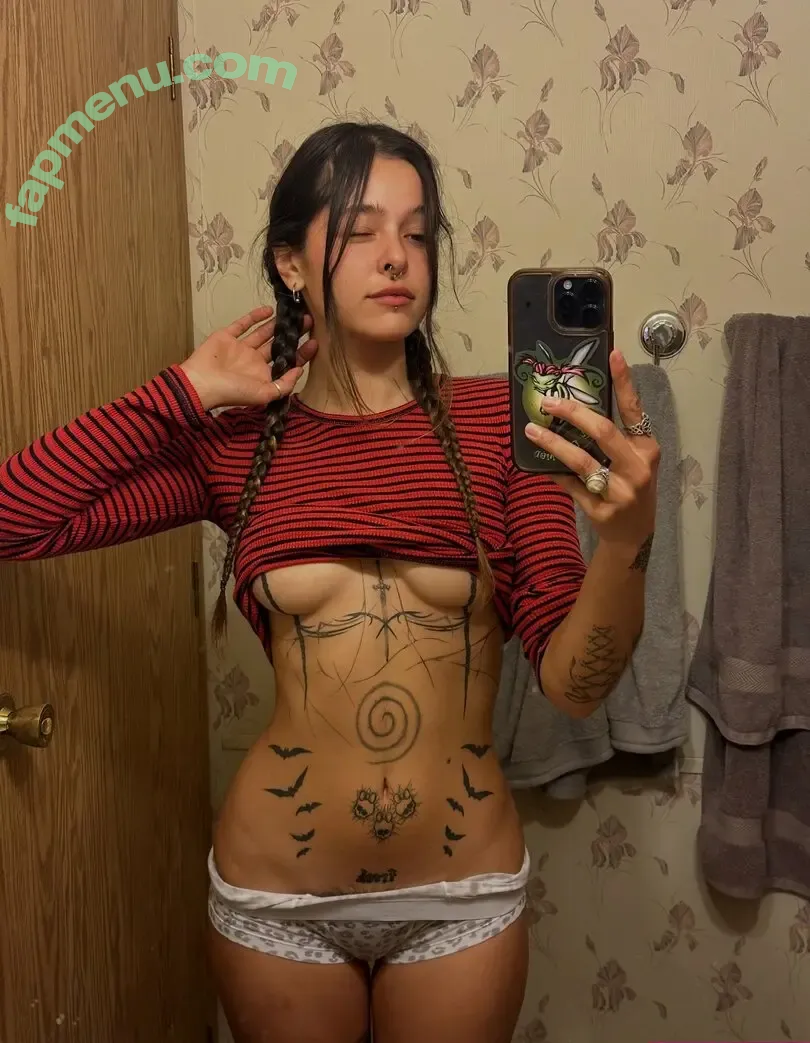 LilystrangeInk nude photo #0006 (lilystrange.ink)