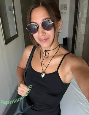 lilyuliaxo / reel nude photo #0005