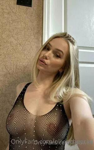 lilyuw88 / ts_lilyuw88 nude photo #0172