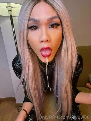 lilyuw88 / ts_lilyuw88 nude photo #0269