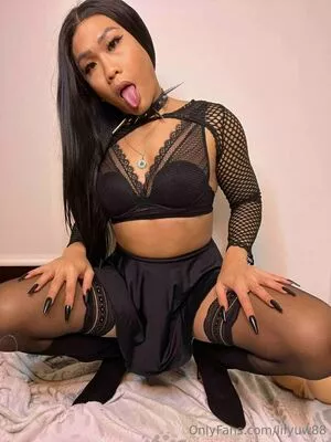 lilyuw88 / ts_lilyuw88 nude photo #0558