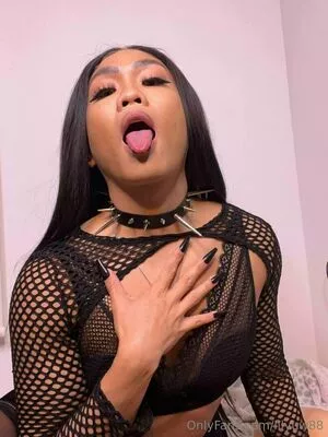 lilyuw88 / ts_lilyuw88 nude photo #0653
