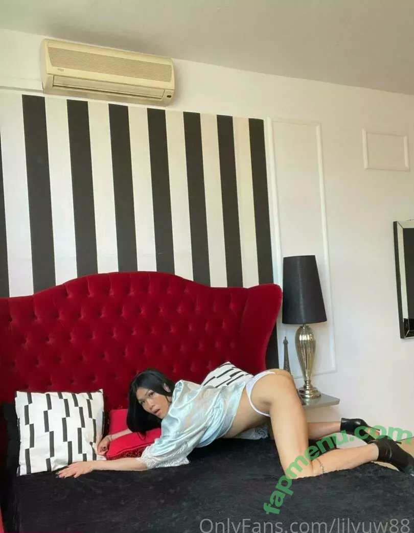 lilyuw88 nude photo #0120 (ts_lilyuw88)