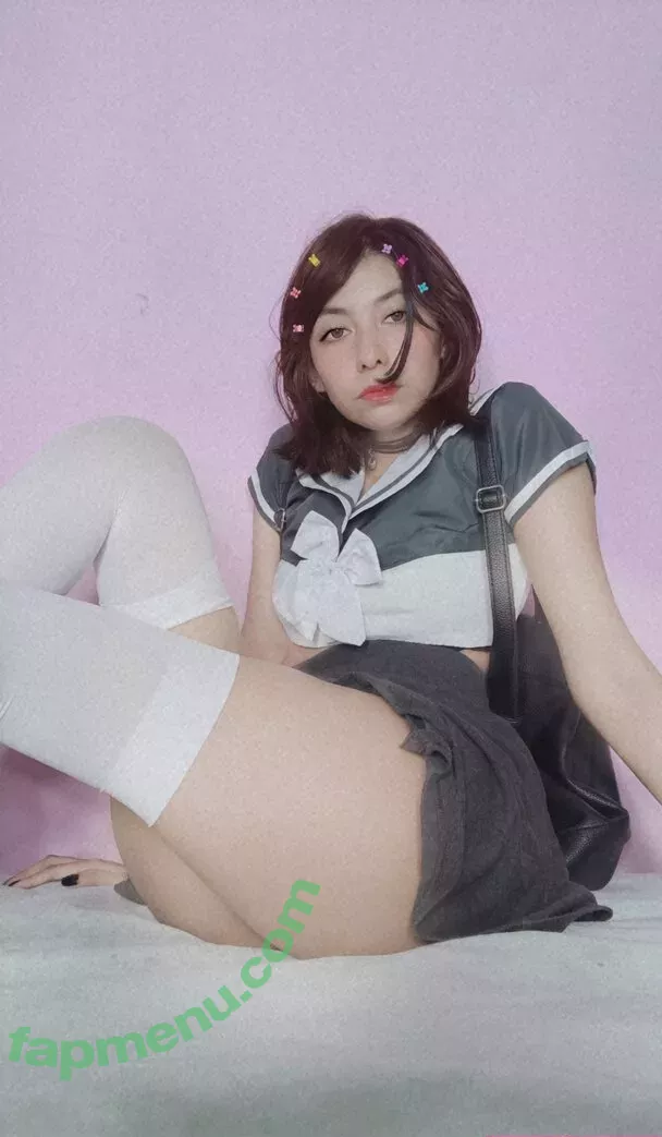 Lilywaifu nude photo #0117 (Lilywaflecito / lily_waffle / lilylovesyouu)