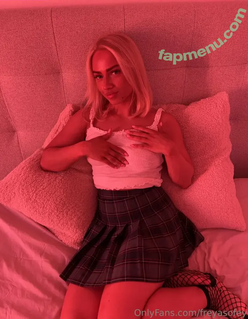 lilyxrainvip nude photo #0015 (lilyxrain)