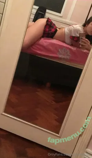  nude photo #0002