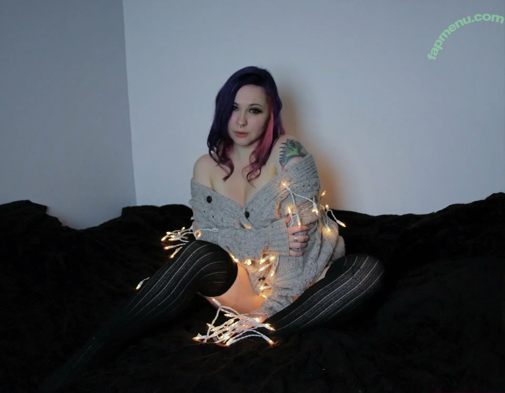 lilyxxnilefree nude photo #0011 (lilyxxnile)
