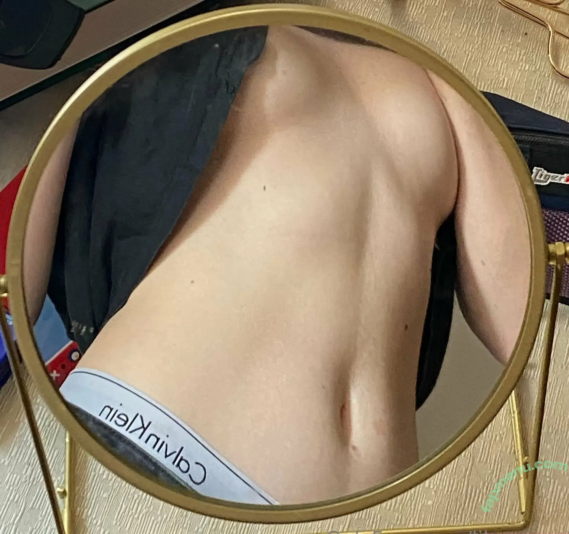 lilyy-zoee nude photo #0002 (mezoeylily)