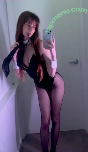 Lilyybunny / _lilybunny / lilydaisyphillips / lilyybunnyy nude photo #0018