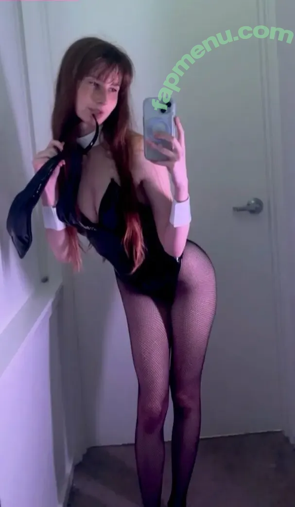 Lilyybunny nude photo #0018 (_lilybunny / lilydaisyphillips / lilyybunnyy)