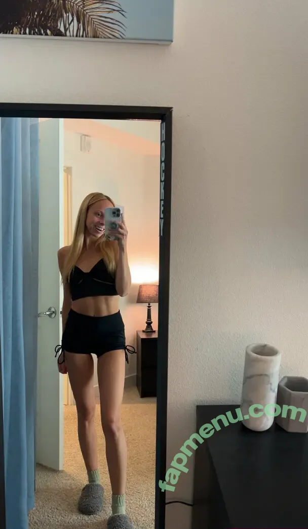 lilyymagno nude photo #0113 (lilyymagno)