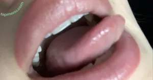 Lin ASMR / linlinasmr nude photo #0070